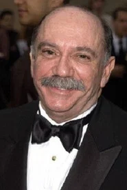 Luis &Aacute;valos