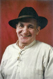 帕尔维兹&middot;基亚维