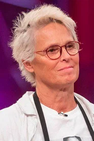 Luc&iacute;a Domingu&iacute;n