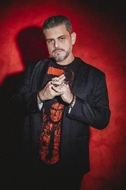 V&iacute;ctor Osuna