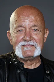 S&uuml;mer Tilma&ccedil;