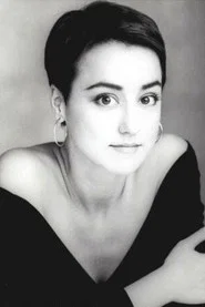 Yvonne Suhor