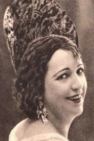 T&aacute;rsila Criado