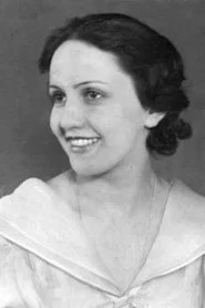 Kat&oacute; E&otilde;ry