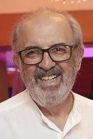 Cl&aacute;udio Tovar