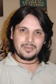 Norman Ru&iacute;z