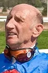 Desmond Scarlett