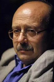 Manuel V&aacute;zquez Montalb&aacute;n