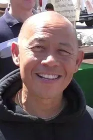 小厄尼&middot;雷耶斯