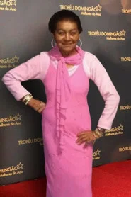 Monique Te&oacute;filo