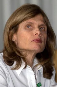 Z&eacute;lia Cardoso de Mello