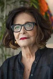 Helo&iacute;sa Teixeira