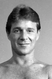 Adri&aacute;n Gh&iacute;o