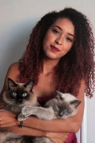 Fl&aacute;via Souza