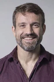 Tom&aacute;s Paredes