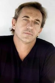 &Aacute;ngel Hidalgo