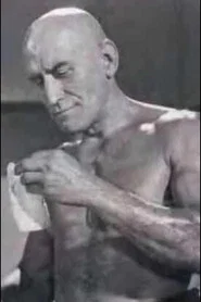 Nathanael Le&oacute;n
