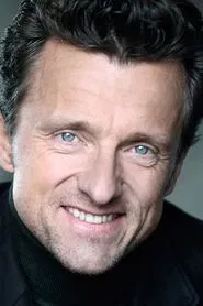 St&eacute;phane Roux