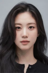 洪华妍