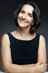 &Acirc;ngela Pinto