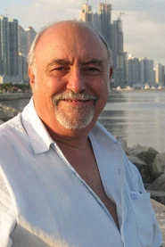 Juli&aacute;n Pastor
