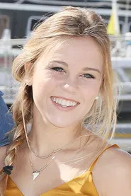 Ma&iuml;ra Schmitt