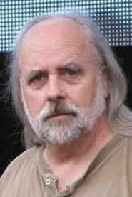 Jos&eacute; Luis Valenzuela