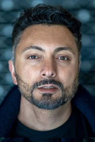 &Ouml;zg&uuml;r Cebe