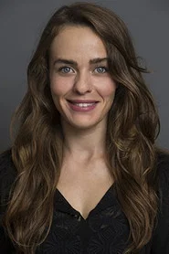 Tuğba &Ccedil;om