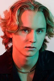 Adrian Mac&eacute;us