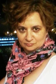 Noem&iacute; Ron