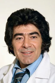 &Ouml;zcan &Ouml;zg&uuml;r