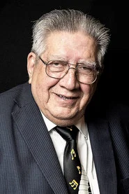 Valent&iacute;n Trujillo