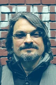 Ujj M&eacute;sz&aacute;ros K&aacute;roly