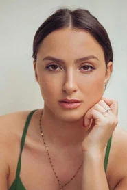 L&eacute;ora Barbara