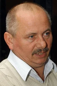 Usztics M&aacute;ty&aacute;s