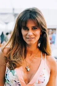 Cl&aacute;udia Vieira