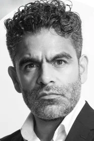 Adri&aacute;n V&aacute;zquez