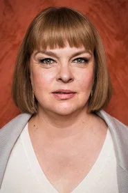 Elina Knihtil&auml;