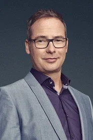 Matthias Opdenh&ouml;vel