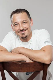 D&eacute;nes Benk