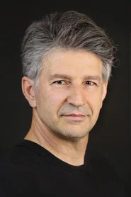G&uuml;rhan Elmalıoğlu