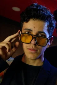 Juli&aacute;n Almeida