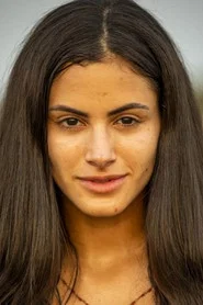 Let&iacute;cia Salles