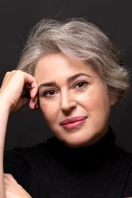 Mayka Bra&ntilde;a