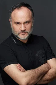 Carlos Ca&ntilde;as