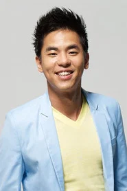 柯有伦