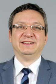 Cemal D&ouml;ker