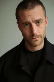 Th&eacute;au Court&egrave;s