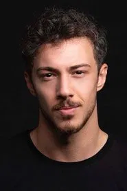 Ali G&ouml;z&uuml;şirin